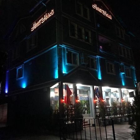 Hotel Heimli Pristina Exteriör bild
